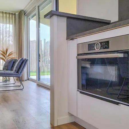 Lovely Home In Voorthuizen With Wifi